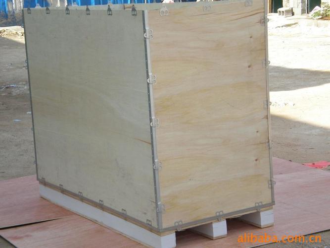 北京客户制作钢带木箱(图2)